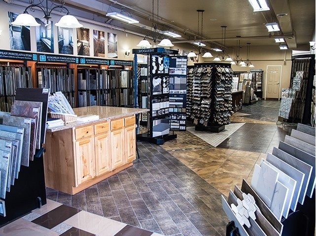 Hunter Douglas Dealer Image